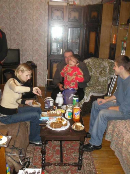 Угостили чайком :)