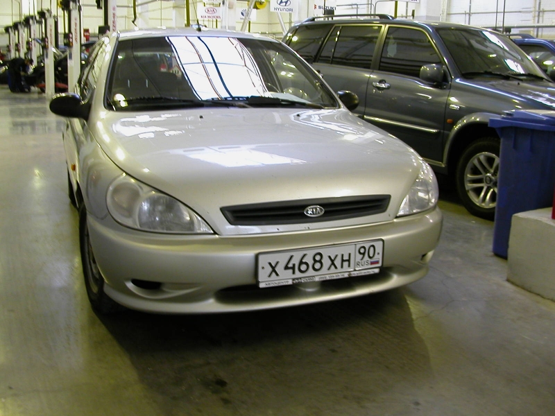 Kia Rio RS 2001 (DC2433) 1.5 АКПП серебристый (2 of 3)