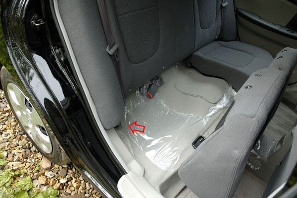 С/у задних динамиков в Cerato HB (3)