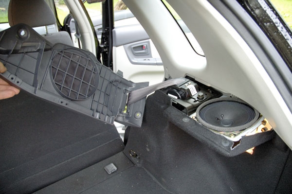 С/у задних динамиков в Cerato HB (9)