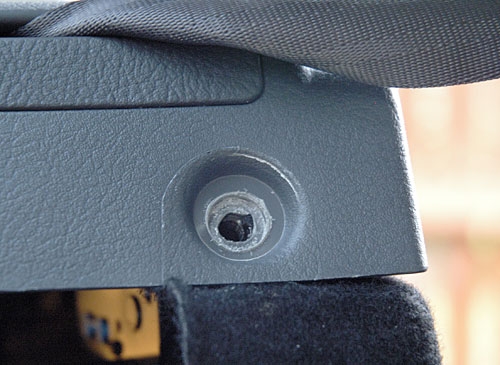 С/у задних динамиков в Cerato HB (15)