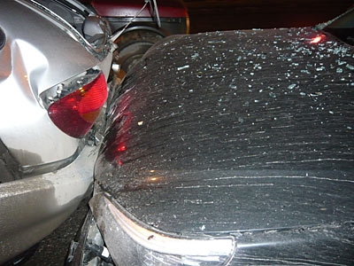kia_rio_2002_crash_03