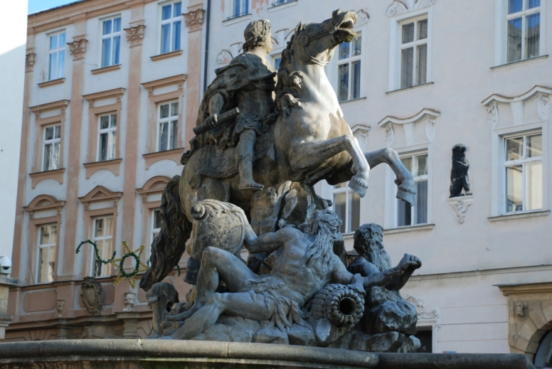 331