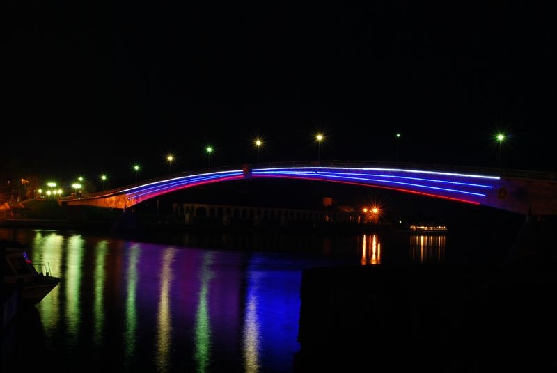 Пешеходный мост