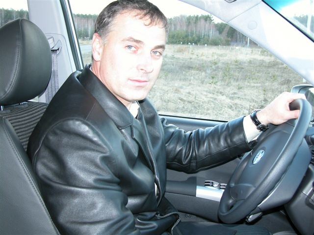 это я, счасливый владелец, еще без номеров