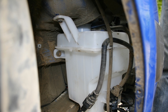 Установка датчика омывайки