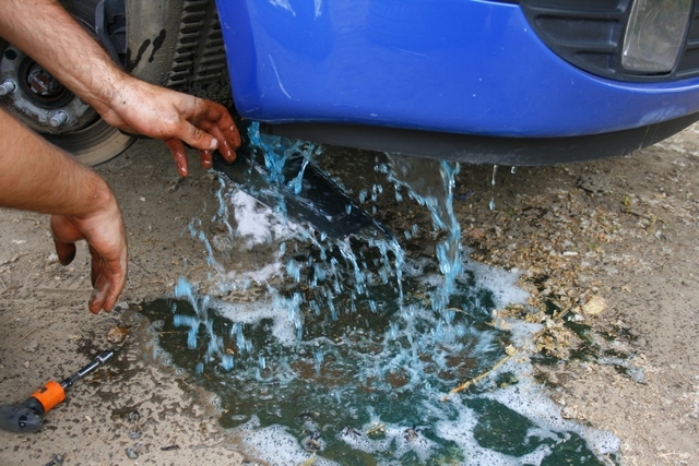 Установка датчика омывайки