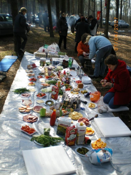 Скромный фуршет ...