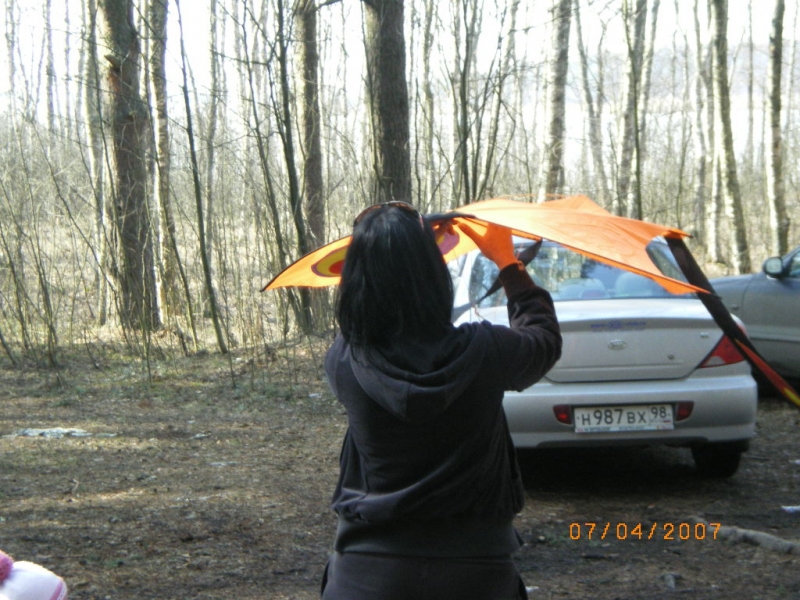 И тогда сняла она свои крылья ...