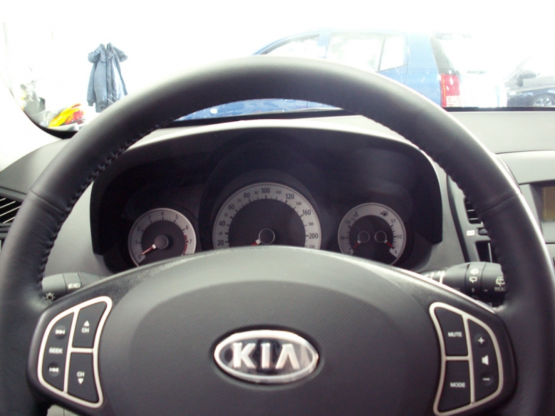 KIA_CEED_03