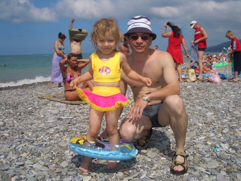 Бледнолицые -  в первый день на пляже