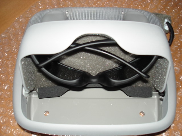 спортивные очки элементрано помещаются