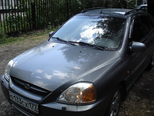 струйный омыватель фар моет как керхер всю машину =)