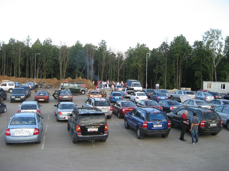 вот сколько нас (середина площадки)