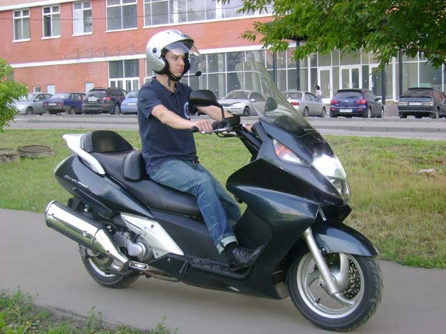 honda silver wing 600