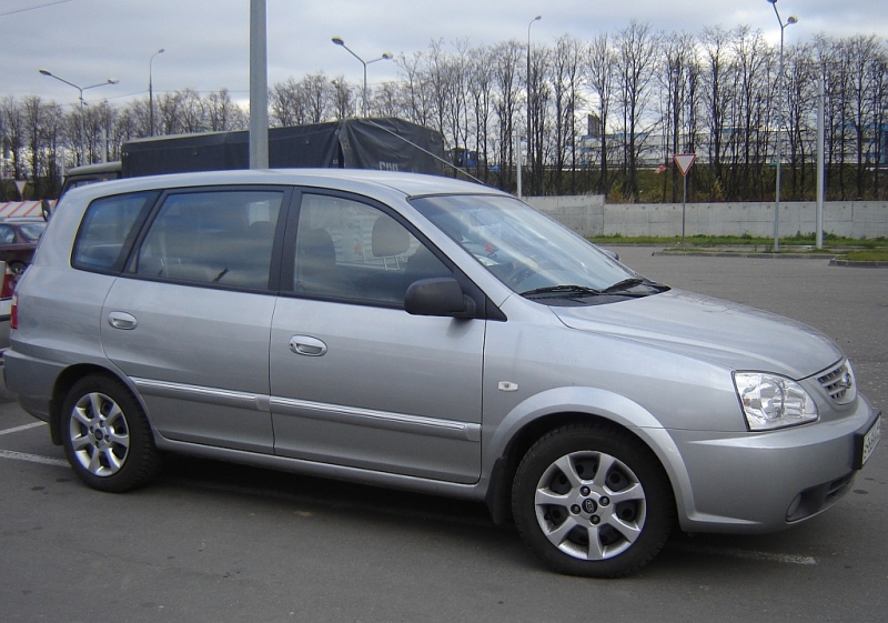 Kia Carens 2004 г.р.